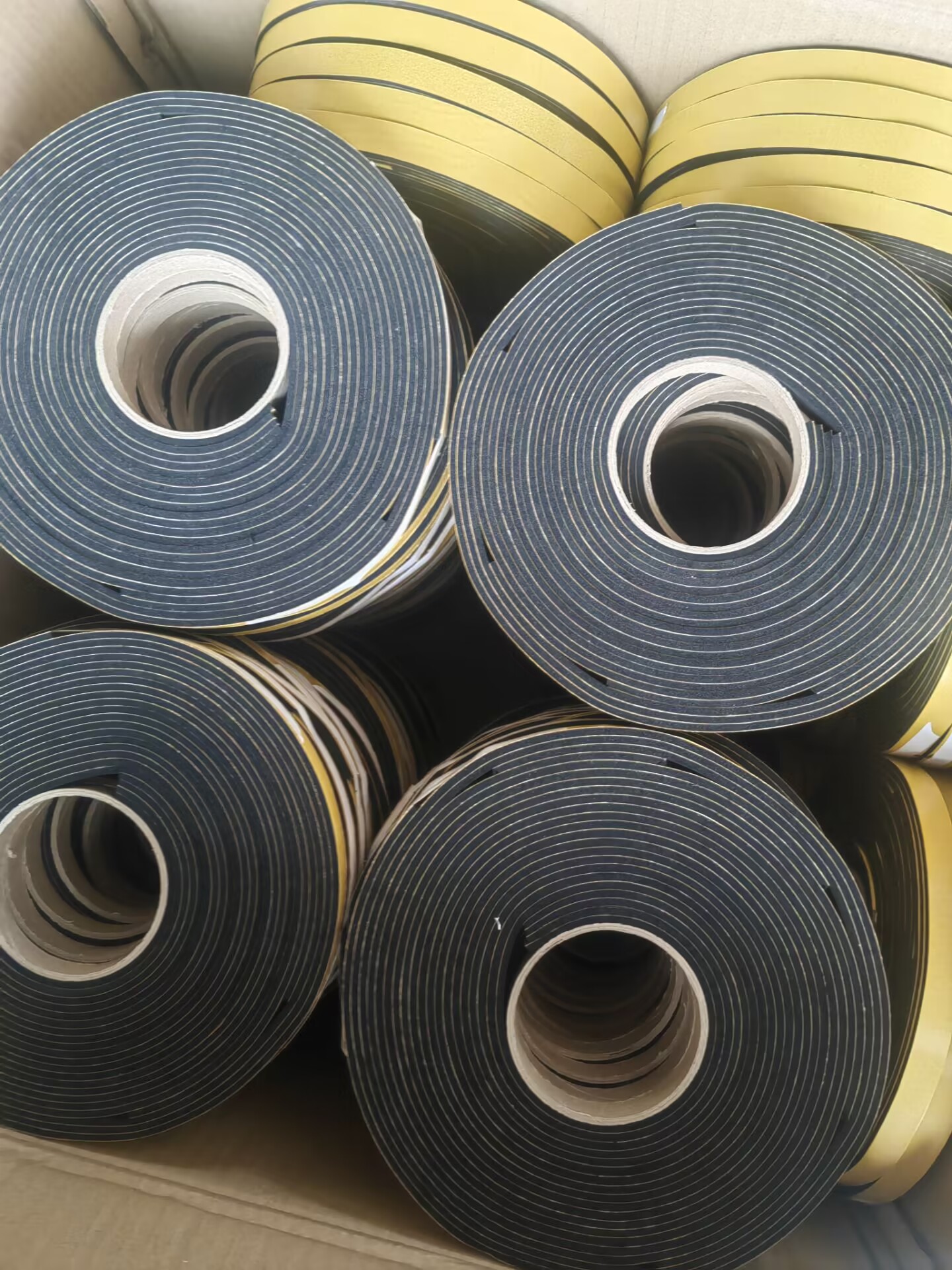 EPDM Sponge Tapes China Suppliers